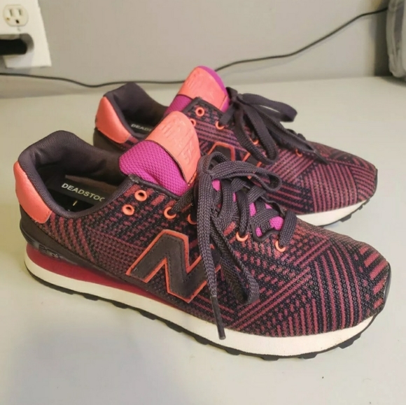 New Balance Shoes - New Balance 574 WL574TBE Woman's, Purple / Pink, US 8 - RARE
